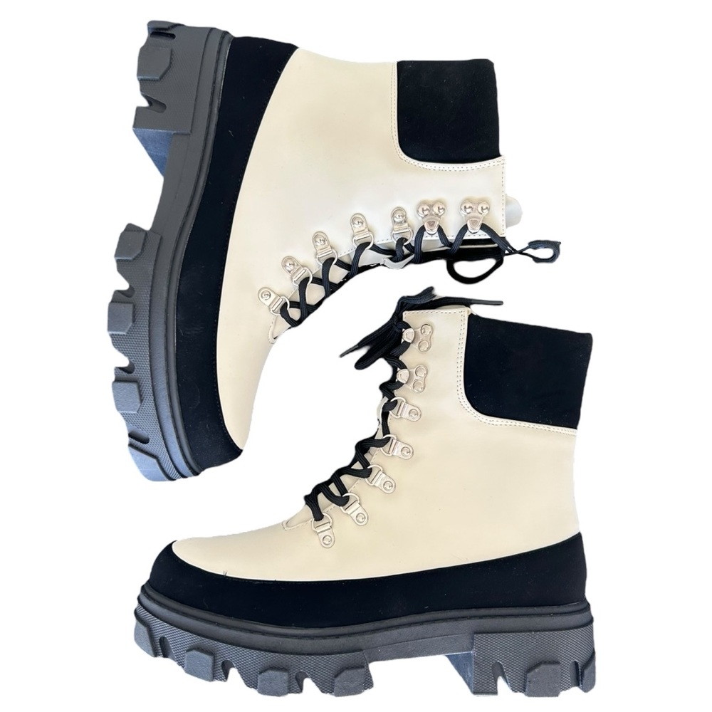 Women’s JustFab Pythios Lug Sole Hiker Boot Sz 9